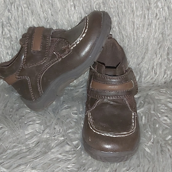 Dressy runner shoes - Picture 2 of 5